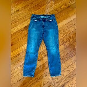 Judy Blue Women's Blue Jeans. Boyfriend fit. Size 31